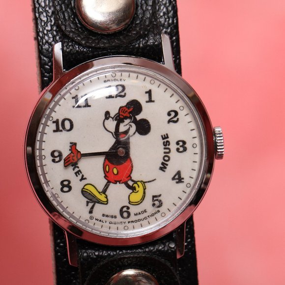 A SUPER RARE VINTAGE Bradley Mickey Mouse Watch - Picture 2 of 12